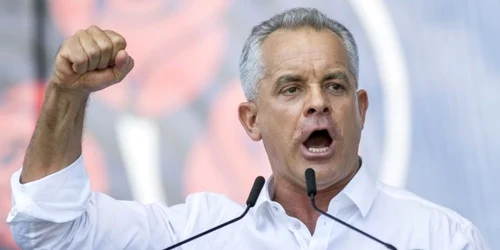 Liderul Partidului Democrat din Moldova Vladimir Plahotniuc a ţinut un discurs la un miting din Chişinău Republica Moldova FOTO EPA-EFE / Dumtiru Doru