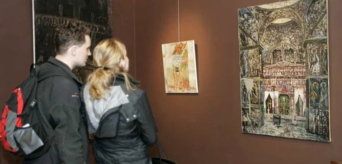 Ieşenii pot merge la expoziţii de pictură