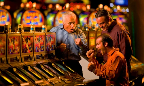 happy men casino winner jpeg