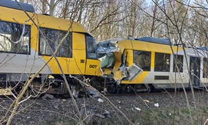 YTU3MmU1ODkwMmQyZDhiYzQ4NWJhYzRlYTdlNWQ1YQ== thumb jpg