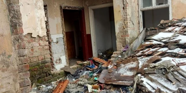 Migranţii au ocupat o clădire abandonată din Timişoara
