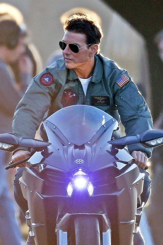 2 tom cruise profimedia 0390453790 jpg jpeg
