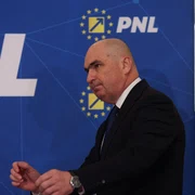 Adrian Veștea si Ilie Bolojan FOTO INQUAM / GEORGE CALIN 