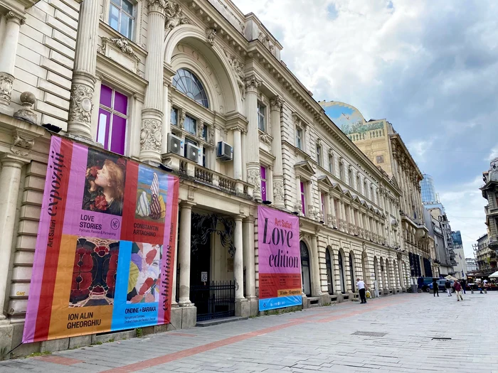 Art Safari Love Edition, la Palatul Dacia-România