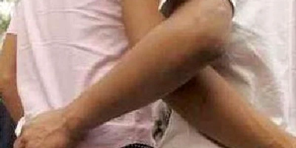 Au existat cazuri în care cupluri formate din persoane de acelaşi sex au depus cereri de căsătorie