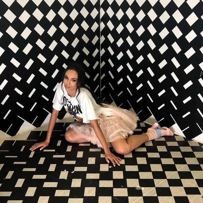 Jessie era la filmările noului clip când s-a întâmplat