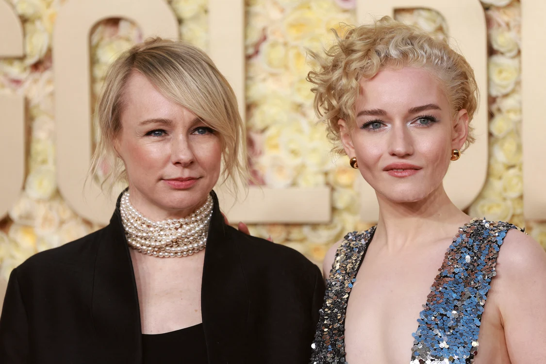Kitty Green, alături de actrița Julia Garner, protagonista din „The Assistant“. FOTO: AFP