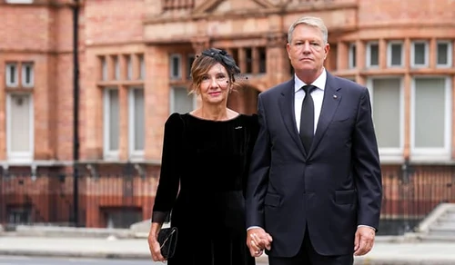 Carmen Iohannis la inmormantarea Reginei jpg