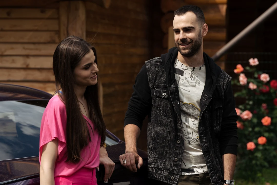 Theo Rose si Denis Hanganu Clanul Foto Pro TV  jpg