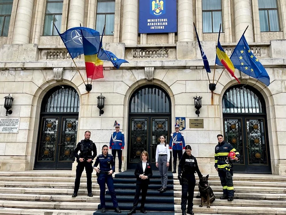 David Dobrincu în fața Ministerului Afacerilor Interne