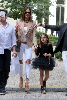 People au défilé Balmain Prêt à Porter Homme Printemps Eté 2017 à l'hôtel Potocki à Paris jpeg