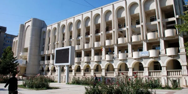 Biblioteca va găzdui, azi şi mâine, două lansări de carte