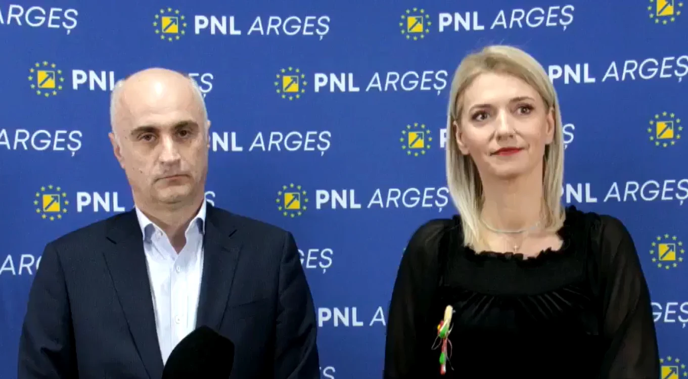 Radu Perianu (dreapta), un alt liberal promovat de Dani Mocanu FOTO arhiva Adevărul
