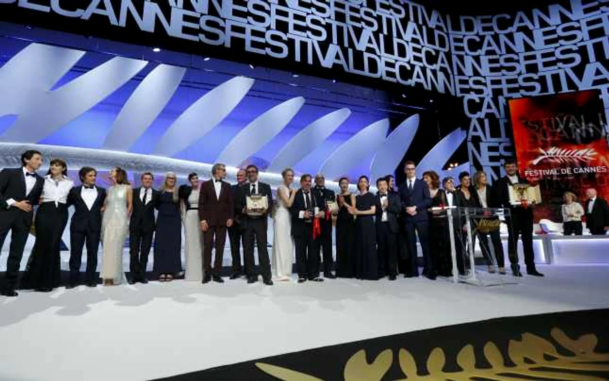 Trofeul Palme d'Or, câştigat de filmul „Winter Sleep” FOTO Reuters