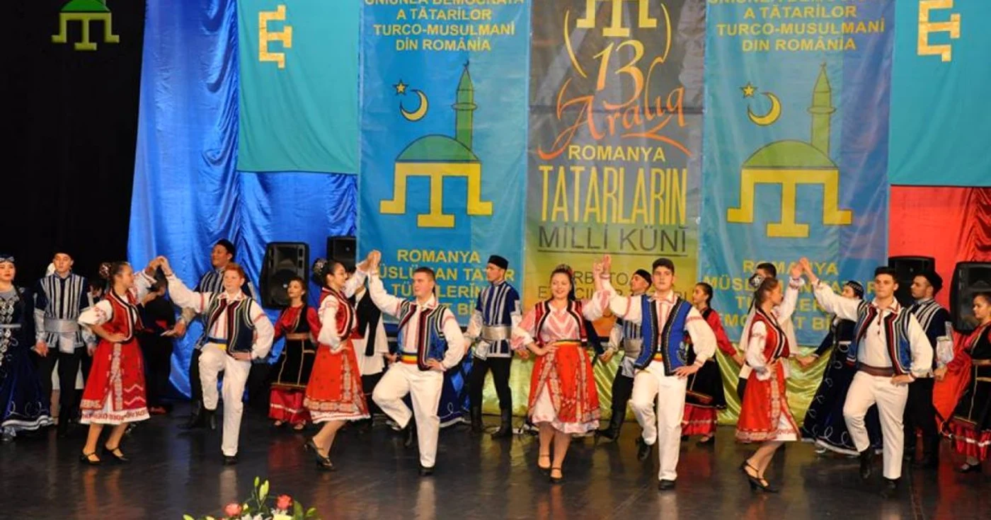 Tătarii  - sărbătoarea etniei 13 Decembrie Constanţa Dobrogea Sursă foto UDTTMR