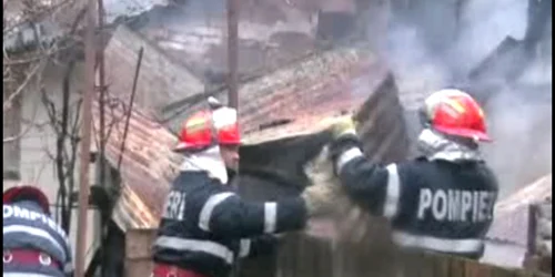 Pompierii bihoreni au reuşit să stingă focul înainte de a se extinde