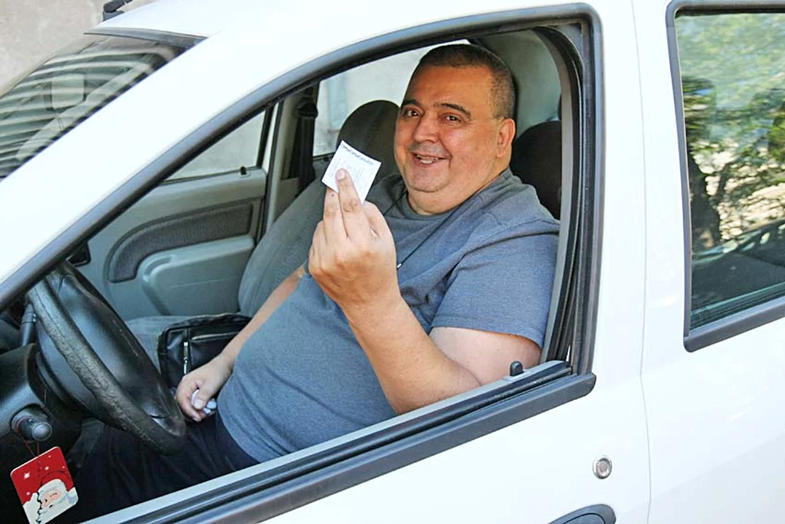 “Am dat 5 lei pe oră,  deşi nu exista  nici un marcaj”,  ne-a spus Vasile