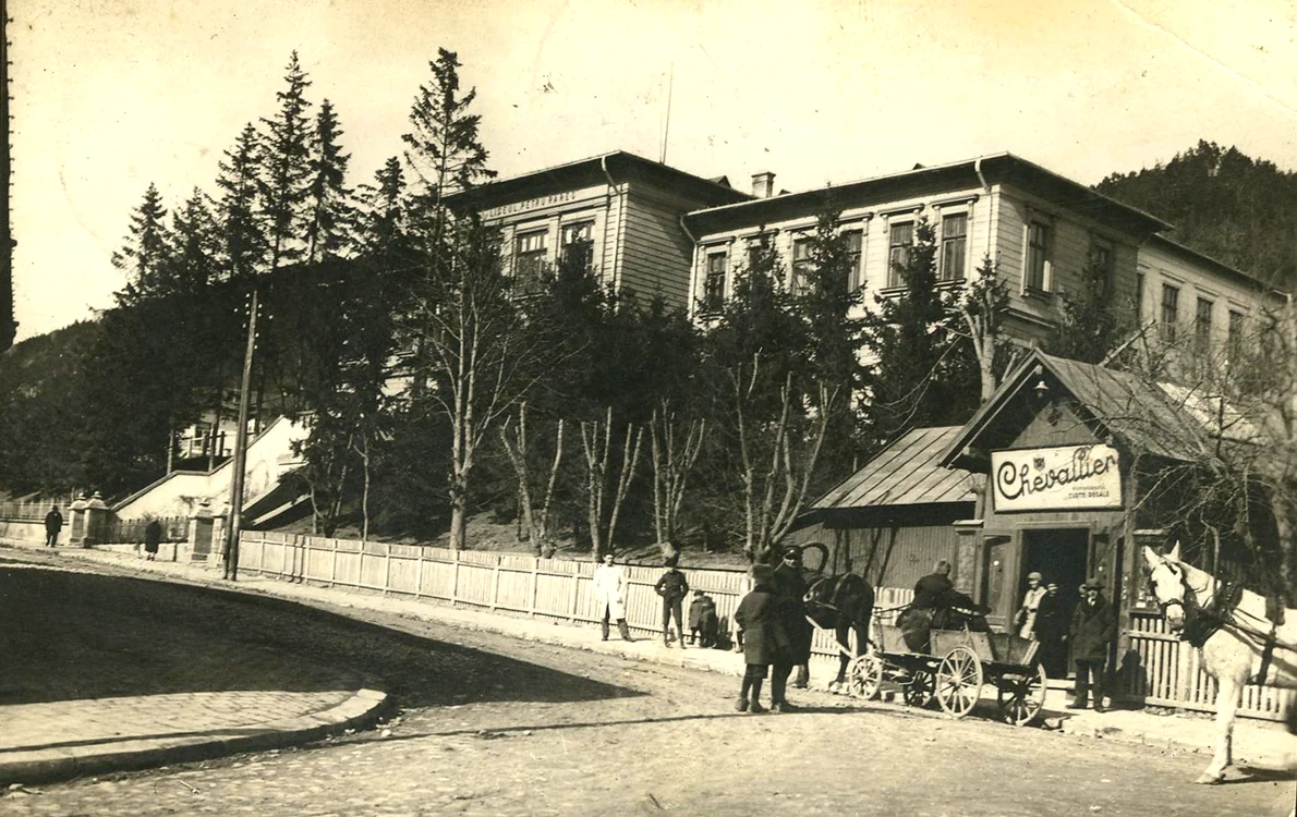 Liceul Petru Rareș, o veche școală din Piatra Neamț FOTO Imago Romania