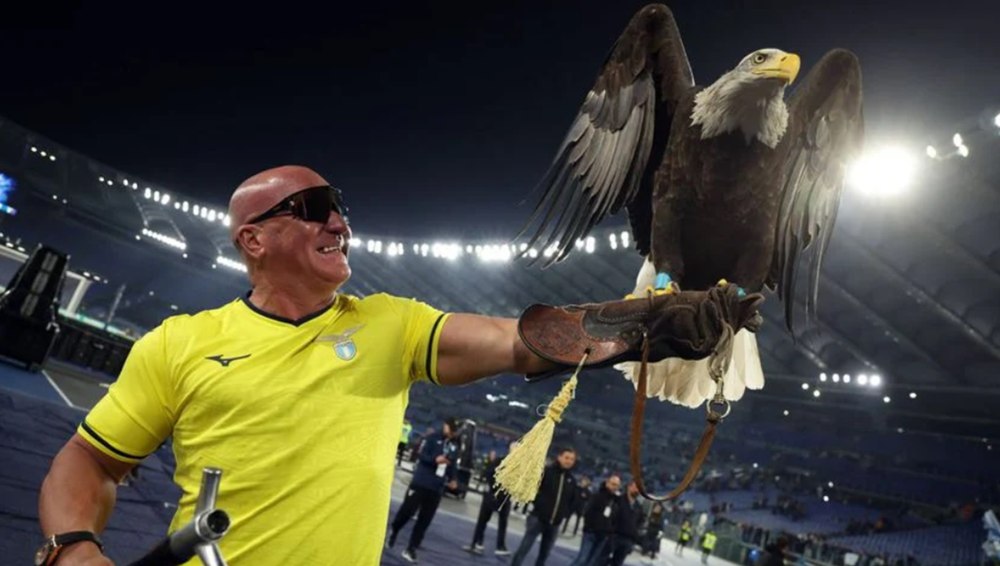 Cad capete la Lazio. Clubul italian l-a dat afară și pe urolog