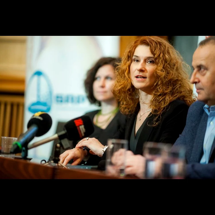 „Ultimul an m a pus față în față cu toate temerile mele profesionale” interviu cu dr Oana DELEANU, șef de lucrări la UMF „Carol Davila”, medic primar pneumolog cu competență în somnologie jpeg