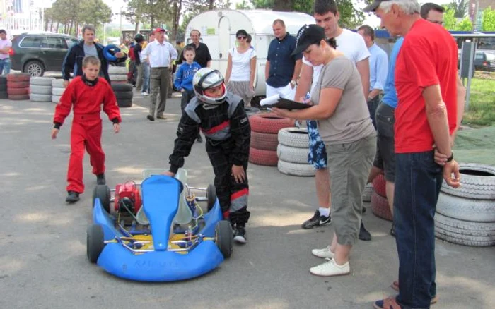 30 de copii din judeţ au participat la Concursul Judeţean de Karting organizat de Clubul Copiilor Fălticeni