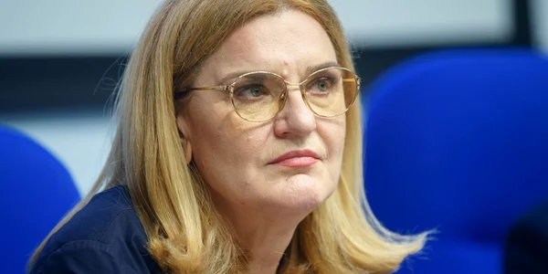 elisabeta lipa facebook jpeg