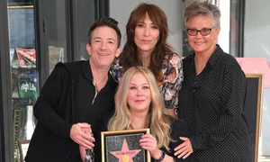 Christina Applegate a primit o stea pe Walk of Fame jpg