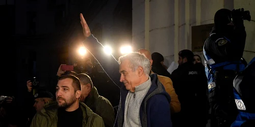 Calin Georgescu salut, captură video jpg