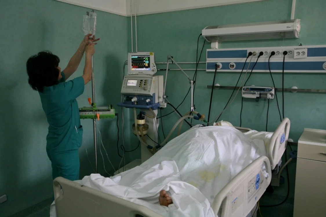 
    Medicilor le vor fi plătite gărzile de la 1 octombrie  