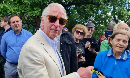 Printul Charles in Transilvania Viscri Valea Zalanului (1) jpg