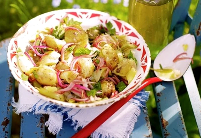 salata de cartofi noi jpeg