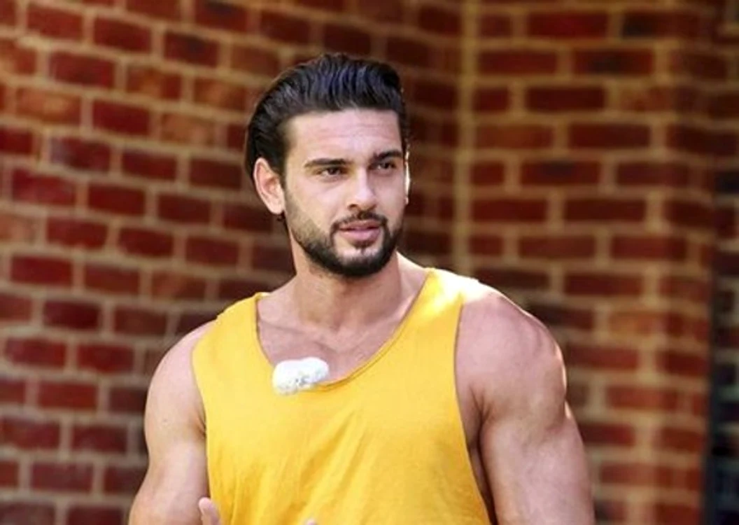 Dorian Popa știe cum să aibă o afacere de succes în mediul online