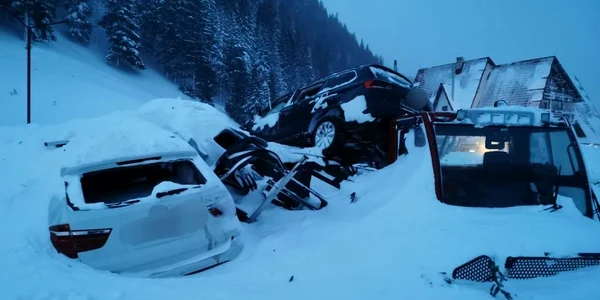 avalansa cabana capra FOTO IPJ Arges jpg