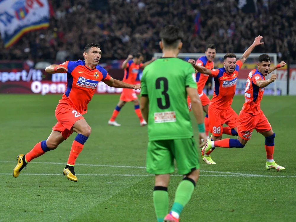 
    Keșeru a marcat la primul meci disputat pentru FCSB la revenirea în țarăFoto: sportpictures.eu  