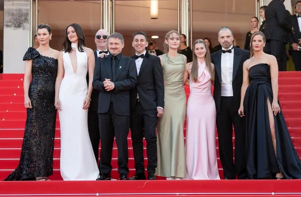 Echipa regizorului Cristian Mungiu care joacă în filmul „Fjord”