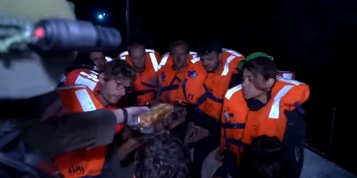 activisti de pe nava cu ajutoare umanitare, foto facebook jpg