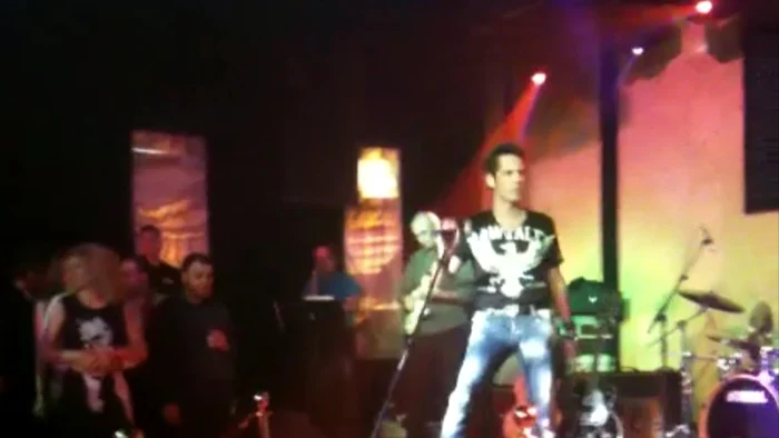 Ştefan Bănică Jr. a cântat în clubul Barletto