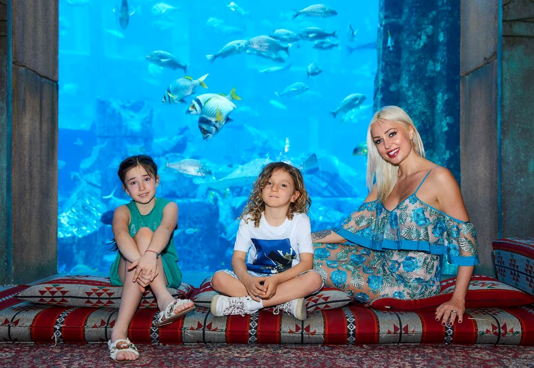 În Emiratele Arabe Unite au fost înregistrate sub 200 de cazuri de coronavirus. Raluca Zenga și copiii ei locuiesc în Dubai