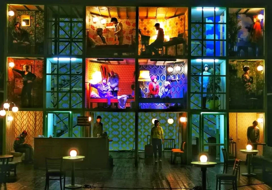 grand hotel pasarea retro radu afrim