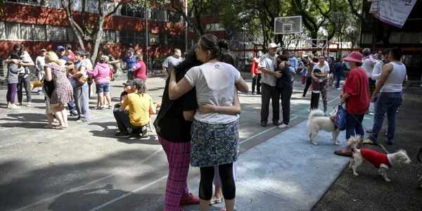 Cutremur în sudul Mexicului 23 iunie 2020 oameni pe strazi FOTO AFP