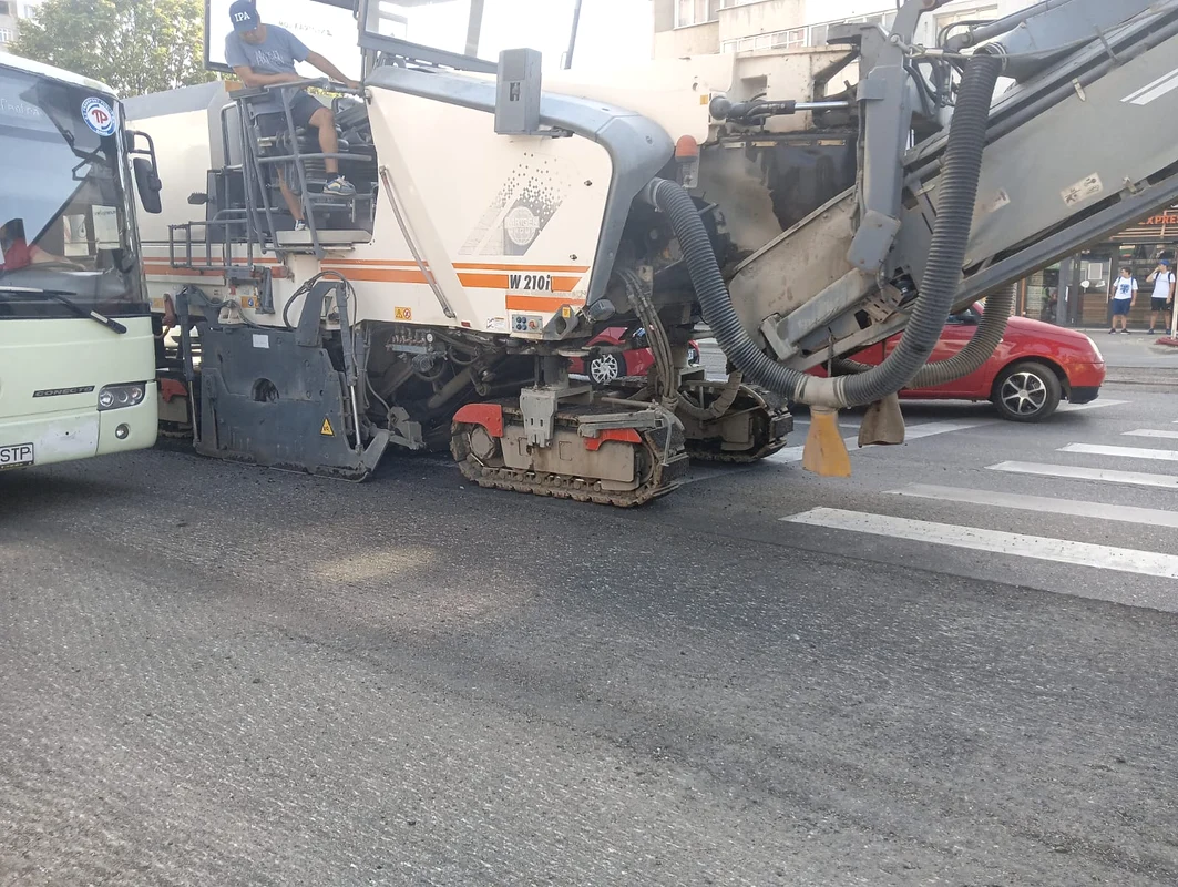Asfaltările din Bacău nu sunt bugetate FOTO MA