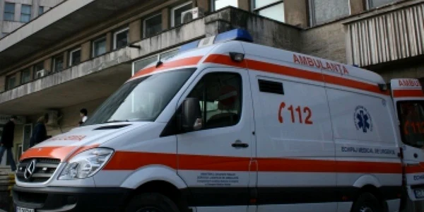 Constanţa: Femeie decedată în mod misterios într-un parc al Constanţei