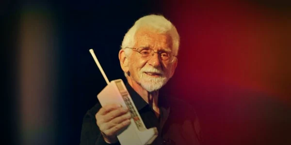 primul telefon mobil