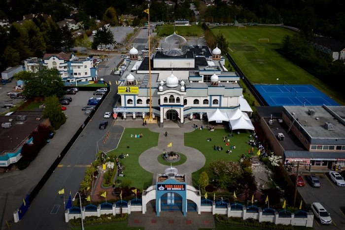 Templul Guru Nanak Sikh gurdwara unde a fost asasinat liderul sikh anul trecut FOTO PROFIMEDIA