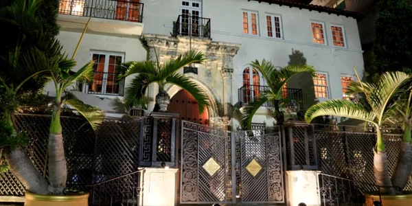 vila versace