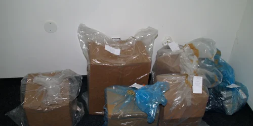Satu Mare: 200 kilograme flori de mină descoperite la Urziceni în maşina unui sălăjean
