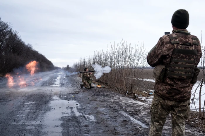 Soldați ucraineni în Donbas FOTO Profimedia