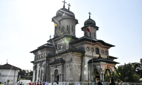 Catedrala Sf alexandru și Nicolae Sulina Foto Episcopia tulcii jpg