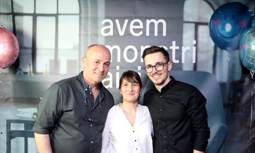 Părinţii lui Andrei Leonte au venit special din Italia pentru a şi susţine fiul jpeg