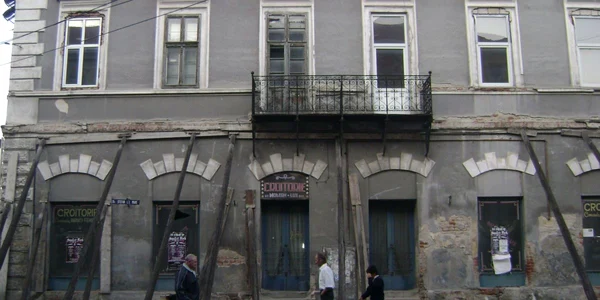 Sătmărenii care trec frecvent prin zonă s-au obişnuit cu priveliştea, 